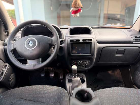RENAULT-CLIO-2016