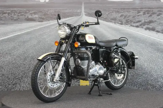ROYAL ENFIELD CLASSIC BATTLE GREEN ROYAL ENFIELD CLASSIC BATTLE GREEN