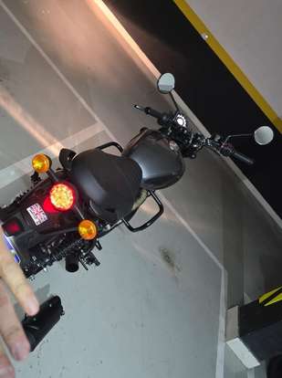 ROYAL ENFIELD-HUNTER 350-2025