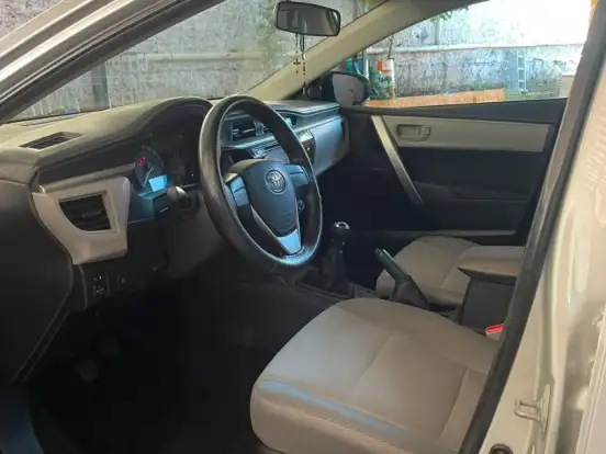 TOYOTA-COROLLA-1.8 GLI 16V FLEX 4P MANUAL TOYOTA-COROLLA-2015