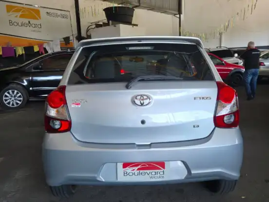 TOYOTA-ETIOS-1.3 X 16V FLEX 4P MANUAL TOYOTA-ETIOS-2019