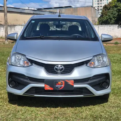 TOYOTA ETIOS 1.5 XS 16V FLEX 4P MANUAL TOYOTA ETIOS 1.5 XS 16V FLEX 4P MANUAL