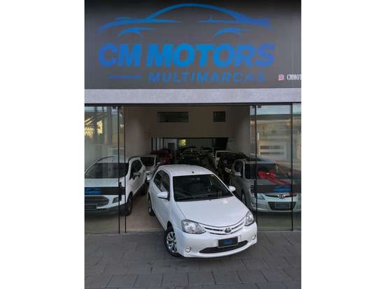 TOYOTA-ETIOS-1.5 XS 16V FLEX 4P MANUAL TOYOTA-ETIOS-2015
