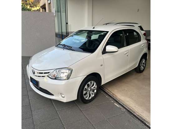TOYOTA-ETIOS-1.5 XS 16V FLEX 4P MANUAL TOYOTA-ETIOS-2015