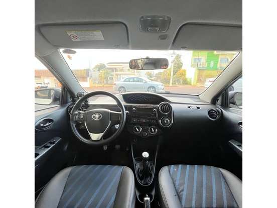 TOYOTA-ETIOS-1.5 XS 16V FLEX 4P MANUAL TOYOTA-ETIOS-2015