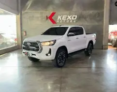 TOYOTA HILUX 2.8 D-4D TURBO DIESEL CD SRV 4X4 AUTOMÁTICO TOYOTA HILUX 2.8 D-4D TURBO DIESEL CD SRV 4X4 AUTOMÁTICO