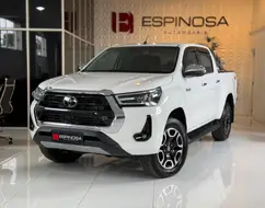 TOYOTA HILUX 2.8 D-4D TURBO DIESEL CD SRX 4X4 AUTOMÁTICO TOYOTA HILUX 2.8 D-4D TURBO DIESEL CD SRX 4X4 AUTOMÁTICO