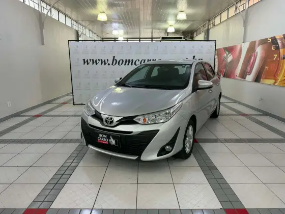 TOYOTA YARIS 1.3 16V FLEX XL PLUS TECH MULTIDRIVE TOYOTA YARIS 1.3 16V FLEX XL PLUS TECH MULTIDRIVE