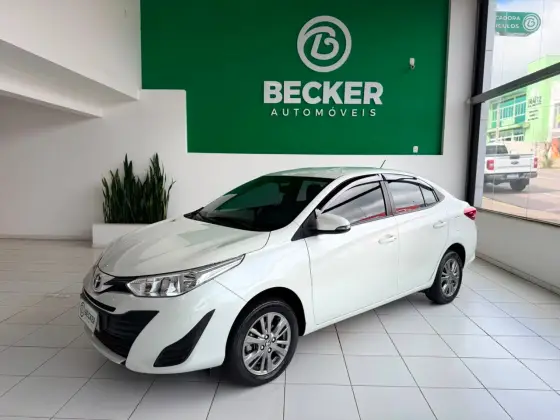 TOYOTA YARIS 1.5 16V FLEX SEDAN XL PLUS CONNECT MULTIDRIVE TOYOTA YARIS 1.5 16V FLEX SEDAN XL PLUS CONNECT MULTIDRIVE