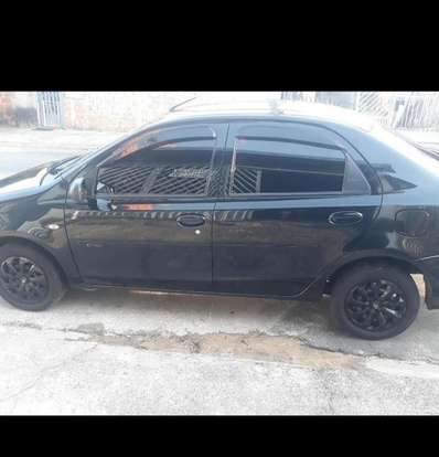 TOYOTA-ETIOS-2013