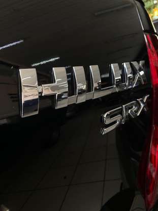 TOYOTA-HILUX-2018