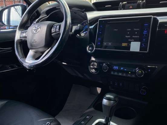 TOYOTA-HILUX-2.8 SRX 4X4 CD 16V DIESEL 4P AUTOMÁTICO TOYOTA-HILUX-2018