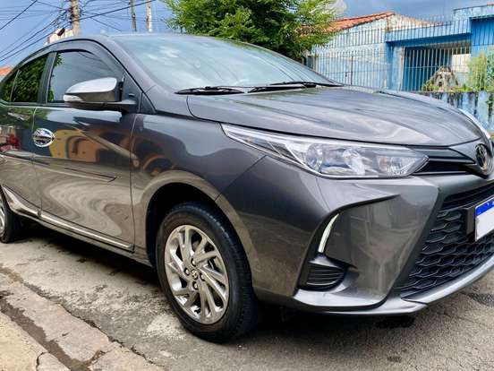 TOYOTA-YARIS-1.5 16V FLEX SEDAN XS CONNECT MULTIDRIVE TOYOTA-YARIS-2022