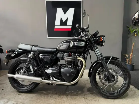 TRIUMPH BONNEVILLE T100 900 TRIUMPH BONNEVILLE T100 900