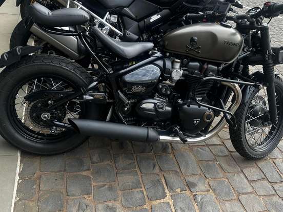 TRIUMPH-BONNEVILLE BOBBER 1200 TRIUMPH-BONNEVILLE BOBBER 1200-2018