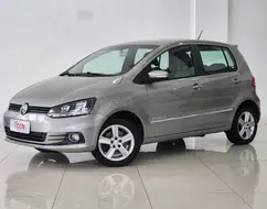 VOLKSWAGEN FOX 1.6 MSI HIGHLINE 16V FLEX 4P MANUAL VOLKSWAGEN FOX 1.6 MSI HIGHLINE 16V FLEX 4P MANUAL
