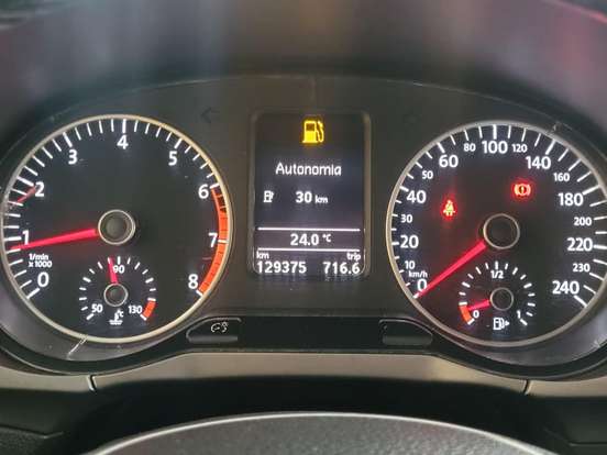 VOLKSWAGEN-FOX-1.6 MSI TOTAL FLEX XTREME 4P MANUAL VOLKSWAGEN-FOX-2020