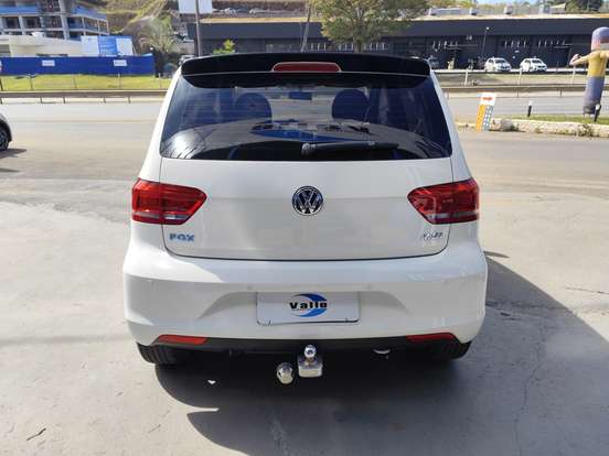 VOLKSWAGEN-FOX-1.6 MSI TRENDLINE 8V FLEX 4P MANUAL VOLKSWAGEN-FOX-2016