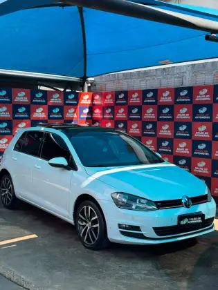 VOLKSWAGEN GOLF 1.4 TSI HIGHLINE 16V GASOLINA 4P AUTOMÁTICO VOLKSWAGEN GOLF 1.4 TSI HIGHLINE 16V GASOLINA 4P AUTOMÁTICO