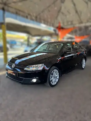 VOLKSWAGEN JETTA 2.0 COMFORTLINE FLEX 4P TIPTRONIC VOLKSWAGEN JETTA 2.0 COMFORTLINE FLEX 4P TIPTRONIC