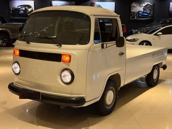 VOLKSWAGEN KOMBI 1.6 MI PICK-UP CS 8V GASOLINA 2P MANUAL VOLKSWAGEN KOMBI 1.6 MI PICK-UP CS 8V GASOLINA 2P MANUAL