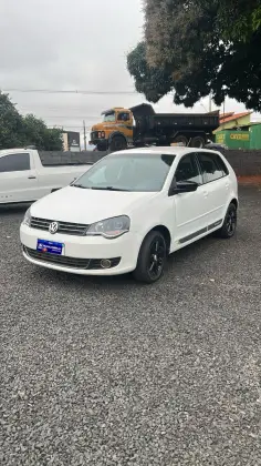 VOLKSWAGEN POLO 1.6 MI SPORTLINE 8V FLEX 4P MANUAL VOLKSWAGEN POLO 1.6 MI SPORTLINE 8V FLEX 4P MANUAL