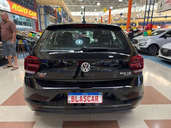 VOLKSWAGEN-POLO-1.0 200 TSI HIGHLINE AUTOMÁTICO VOLKSWAGEN-POLO-2018