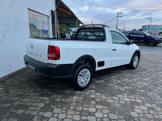 VOLKSWAGEN-SAVEIRO-2022