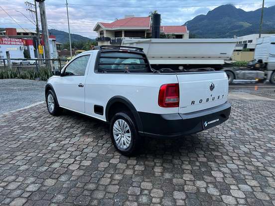VOLKSWAGEN-SAVEIRO-2022