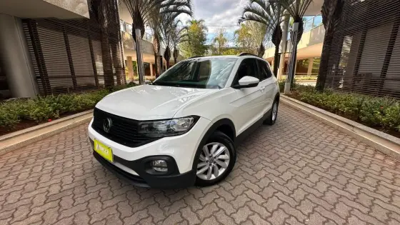 VOLKSWAGEN T-CROSS 1.0 200 TSI TOTAL FLEX AUTOMÁTICO VOLKSWAGEN T-CROSS 1.0 200 TSI TOTAL FLEX AUTOMÁTICO