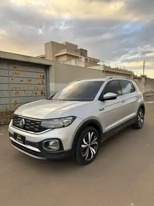 VOLKSWAGEN-T-CROSS-2020