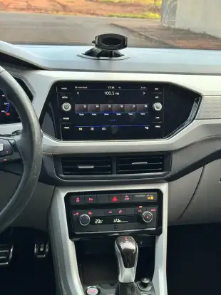 VOLKSWAGEN-T-CROSS-2020