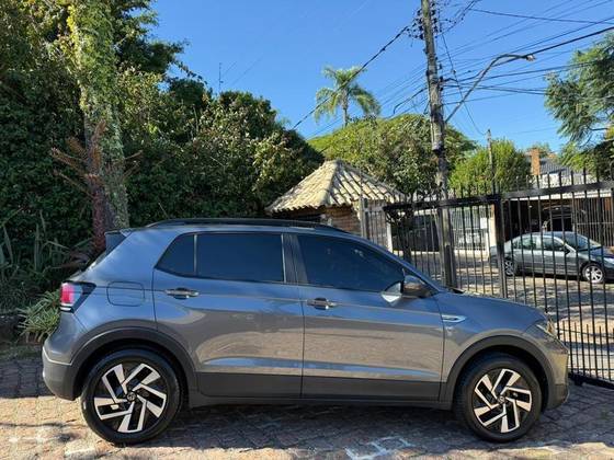 VOLKSWAGEN T-CROSS 1.0 200 TSI TOTAL FLEX COMFORTLINE AUTOMÁTICO