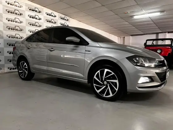 VOLKSWAGEN VIRTUS 1.0 200 TSI HIGHLINE AUTOMÁTICO VOLKSWAGEN VIRTUS 1.0 200 TSI HIGHLINE AUTOMÁTICO