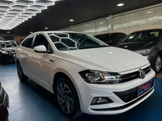 VOLKSWAGEN VIRTUS 1.0 200 TSI HIGHLINE AUTOMÁTICO VOLKSWAGEN VIRTUS 1.0 200 TSI HIGHLINE AUTOMÁTICO