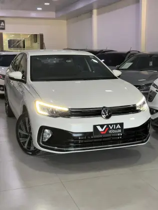 VOLKSWAGEN VIRTUS 1.0 200 TSI HIGHLINE AUTOMÁTICO VOLKSWAGEN VIRTUS 1.0 200 TSI HIGHLINE AUTOMÁTICO