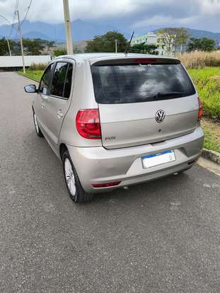 VOLKSWAGEN-FOX-1.0 MI 8V FLEX 4P MANUAL VOLKSWAGEN-FOX-2014