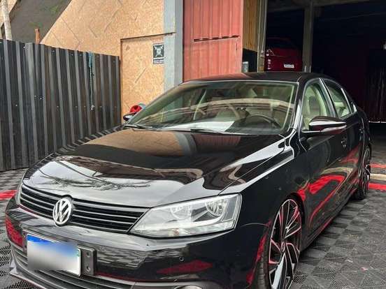VOLKSWAGEN-JETTA-2.0 COMFORTLINE FLEX 4P MANUAL VOLKSWAGEN-JETTA-2011