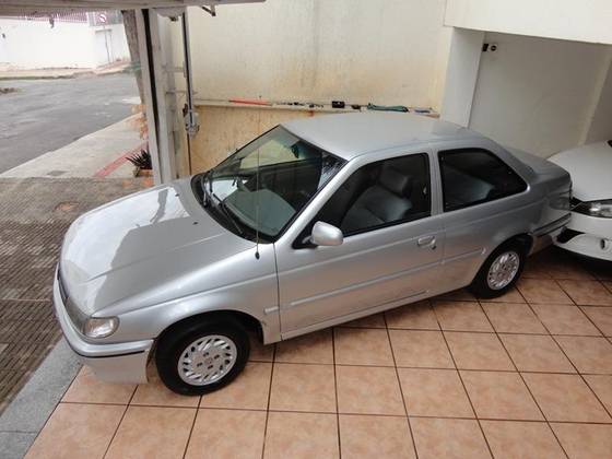 VOLKSWAGEN LOGUS 1.8 CLI 8V GASOLINA 2P MANUAL