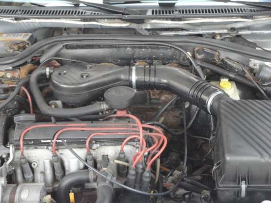 VOLKSWAGEN-LOGUS-1.8 CLI 8V GASOLINA 2P MANUAL VOLKSWAGEN-LOGUS-1994
