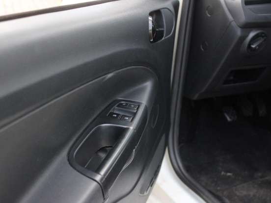 VOLKSWAGEN-SAVEIRO-1.6 MSI ROBUST CS 8V FLEX 2P MANUAL VOLKSWAGEN-SAVEIRO-2021