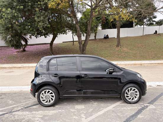 VOLKSWAGEN-UP-2019