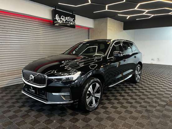 VOLVO-XC60-2022