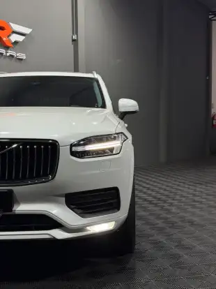 VOLVO-XC90-2019