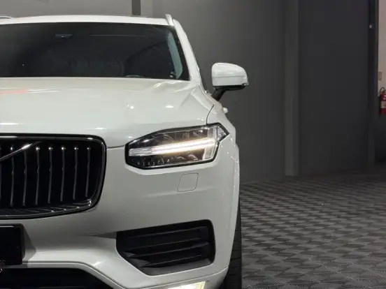 VOLVO-XC90-2.0 T6 GASOLINA MOMENTUM AWD GEARTRONIC VOLVO-XC90-2019
