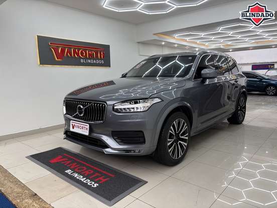 VOLVO-XC90-2020