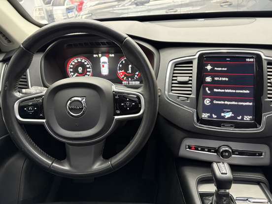VOLVO-XC90-2020