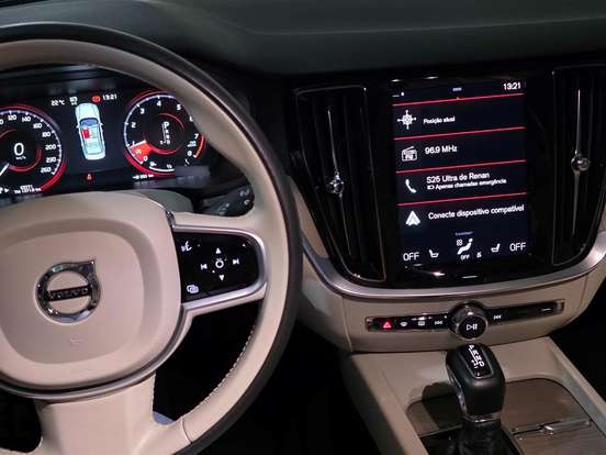 VOLVO-S60-2.0 T5 INSCRIPTION GASOLINA 4P AUTOMÁTICO VOLVO-S60-2019