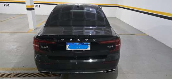 VOLVO-S60-2019