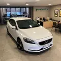VOLVO V40 2.0 T4 DYNAMIC TURBO GASOLINA 4P AUTOMÁTICO VOLVO V40 2.0 T4 DYNAMIC TURBO GASOLINA 4P AUTOMÁTICO